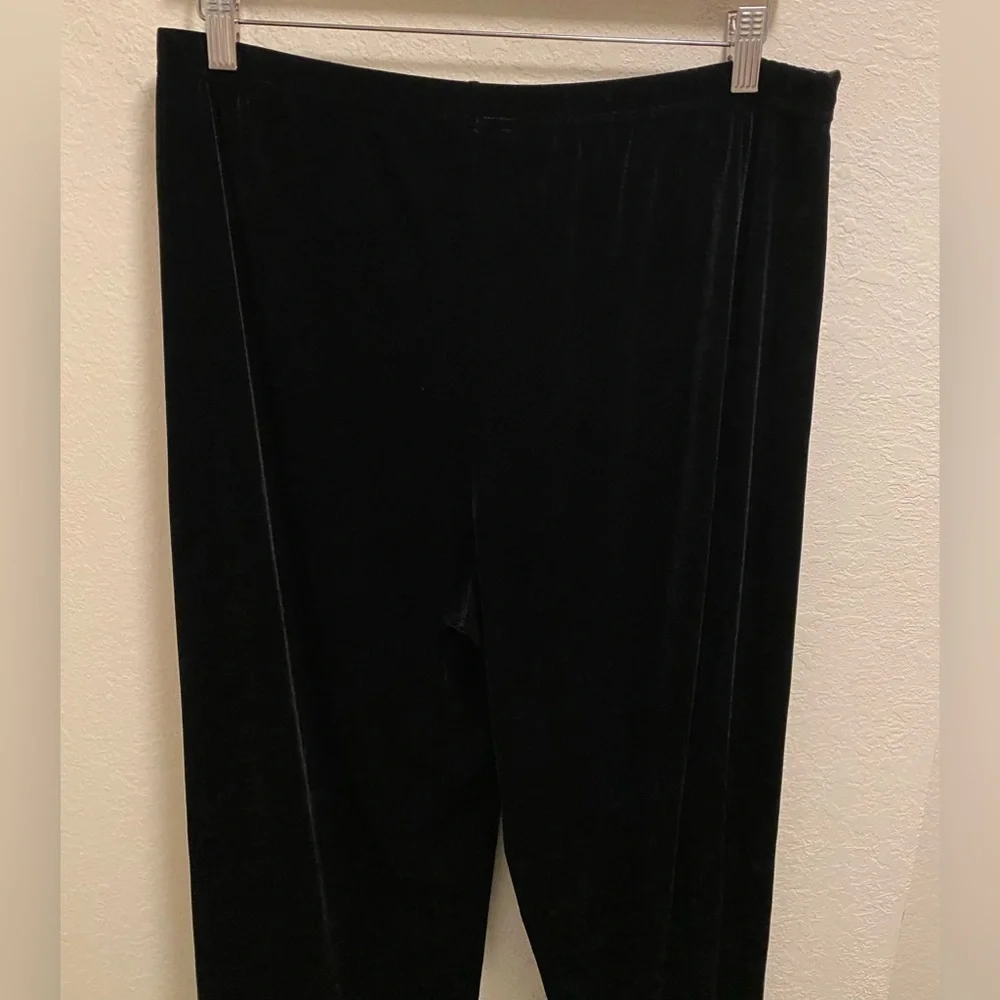 Anthropologie Black Pull On Velvet Pants With Satin Trim At Hem Size L